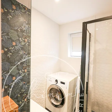 Apartment Bail Mobilite - Feel At In - Chic & Cozy