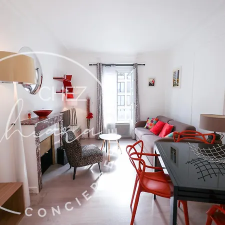 Bail Mobilite - Feel At In - Chic & Cozy Apartment